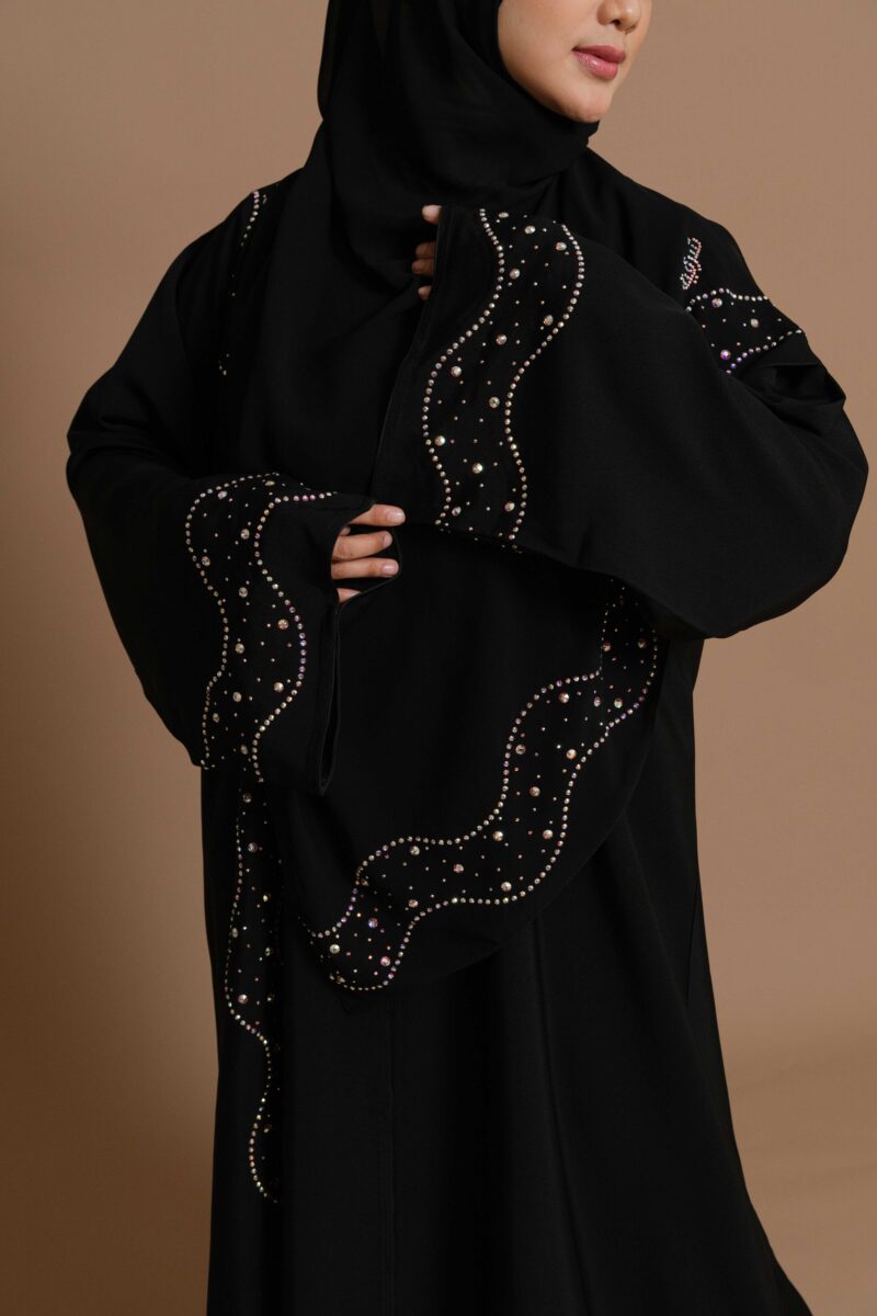 SHARQIAA Abaya Salona Crystal Color - Image 2