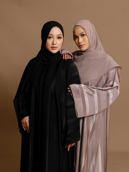 SHARQIAA Abaya Salona Salur