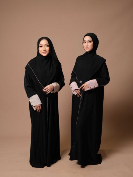 SHARQIAA Crepee Abaya Buttons