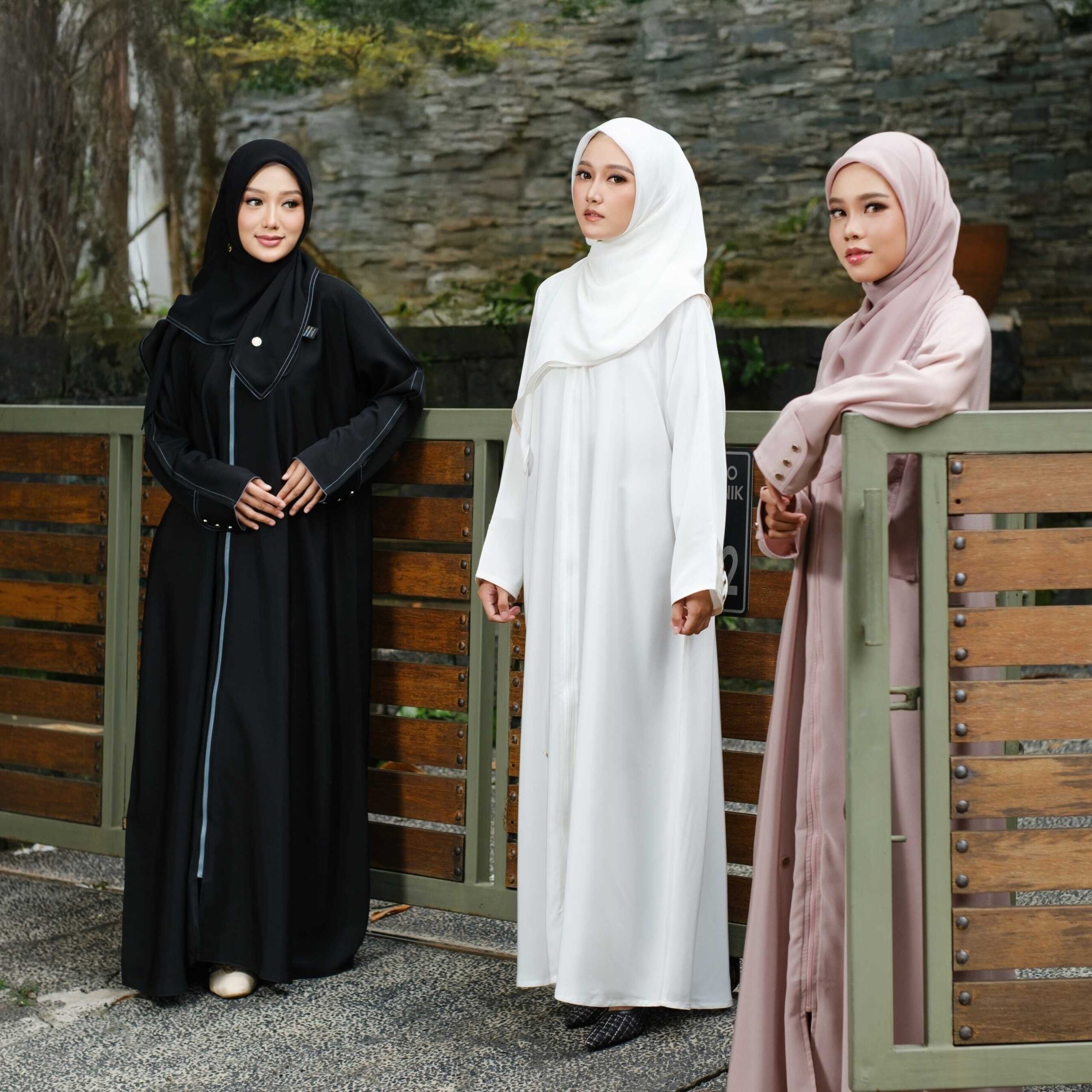 SHARQIAA Tarkibat Abaya - Image 3